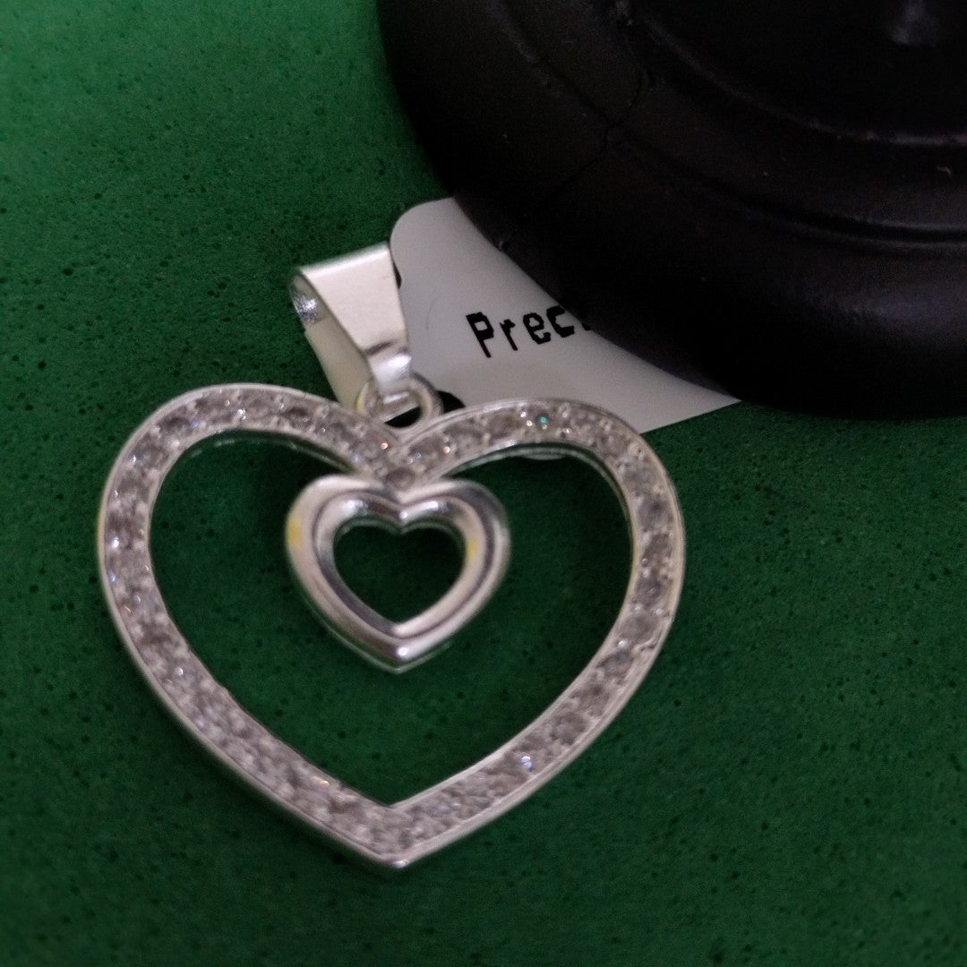 DIJE CORAZON C/CIRCONIAS PLATA .925 2.7 GR (NUEVO)