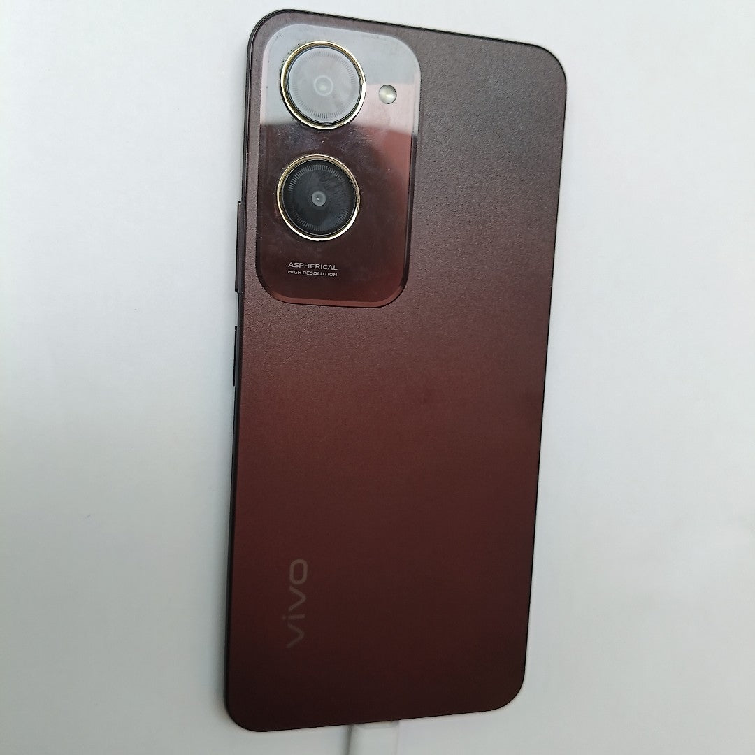 CELULAR VIVO Y18 V2333 256 GB 8 GB RAM (SEMINUEVO)
