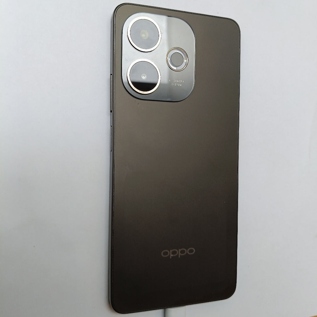 CELULAR OPPO  A5 PRO 5G CPH2695 (2025) 256 GB 8 GB RAM (SEMINUEVO)