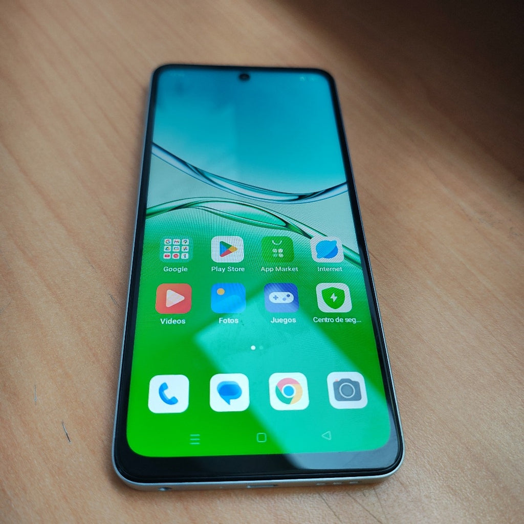 CELULAR OPPO  A5 CPH2727 (2025) 256 GB 4 GB RAM (SEMINUEVO)