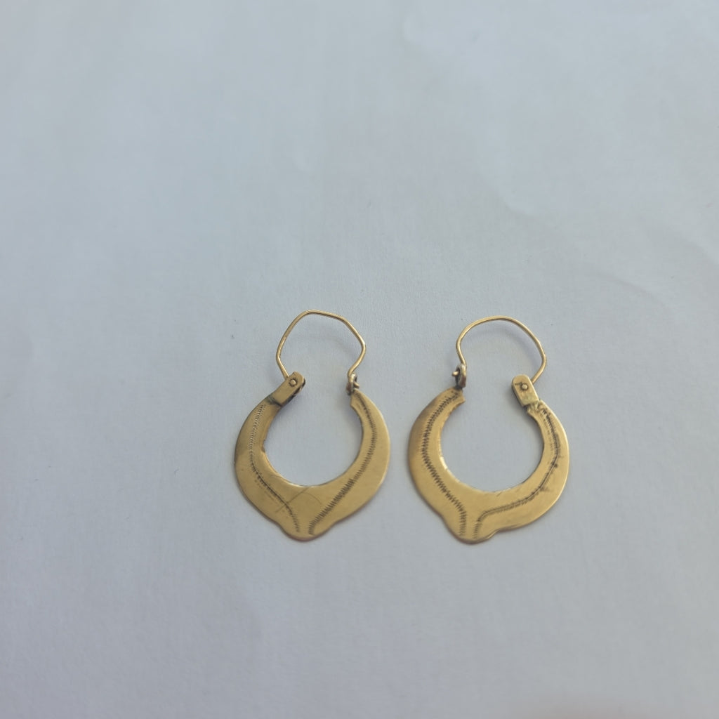 ARRACADAS PAR ORO 8 K 2,10 GRMS (SEMINUEVO)