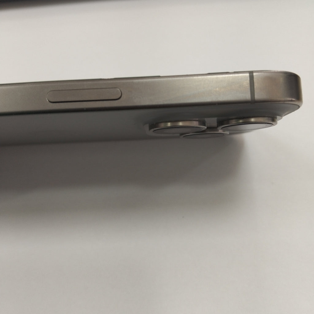 CELULAR APPLE IPHONE 15 PRO A3101 256 GB 8 GB RAM (SEMINUEVO)
