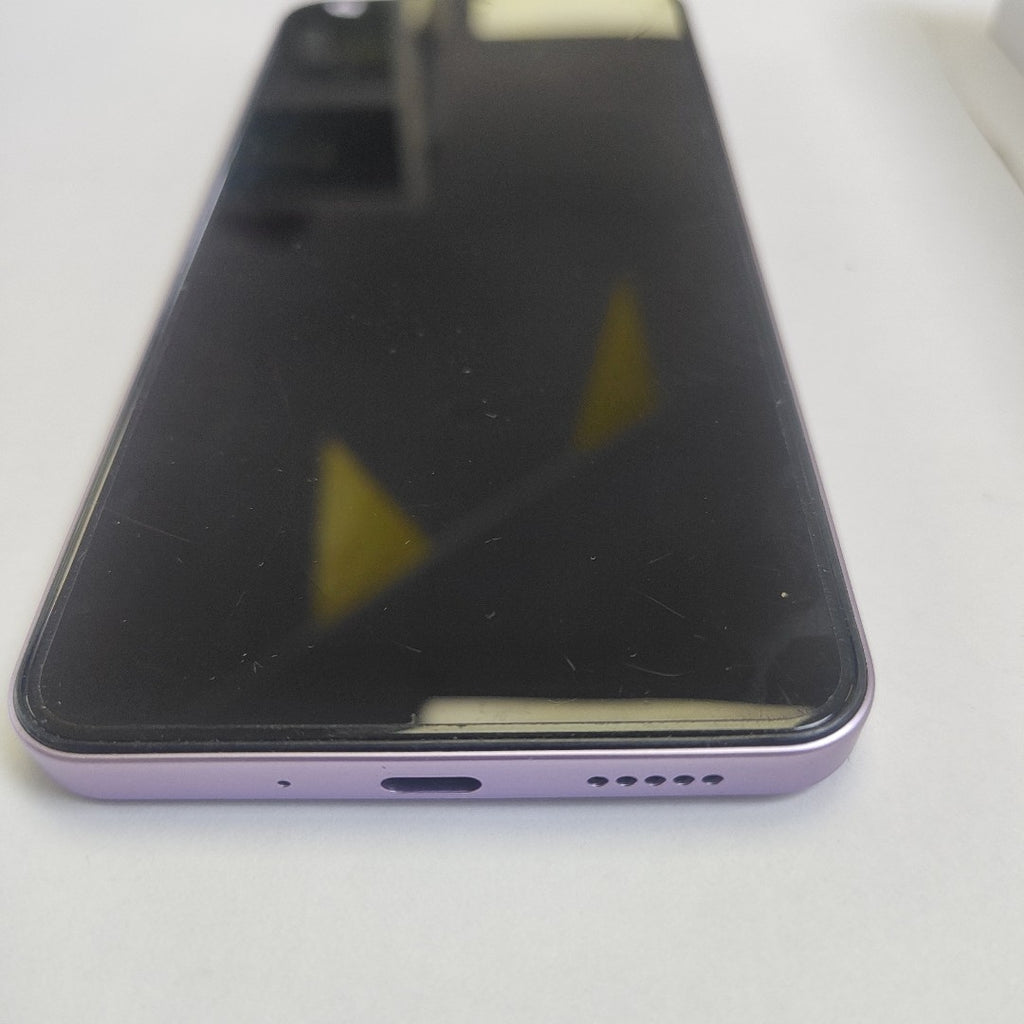 CELULAR VIVO Y21D V2520 (2025) 256 GB 6 GB RAM (SEMINUEVO)
