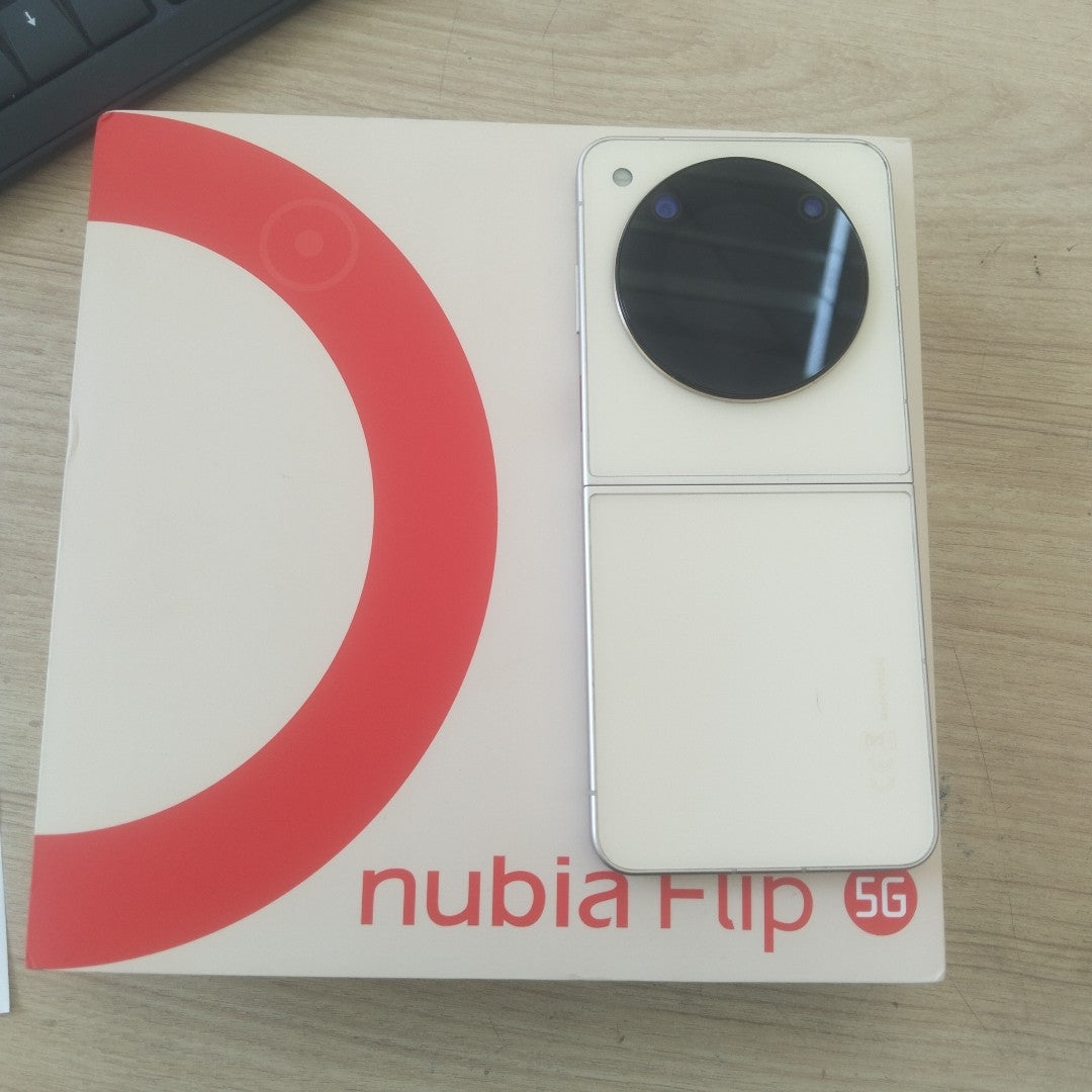 CELULAR NUBIA  FLIP 5G NX724J (2024) 256 GB 8 GB RAM (SEMINUEVO)