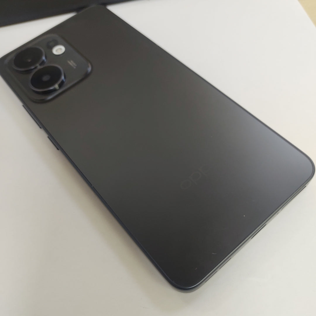 CELULAR OPPO  RENO 13F 5G CPH2699 (2025) 256 GB 12 GB RAM (SEMINUEVO)
