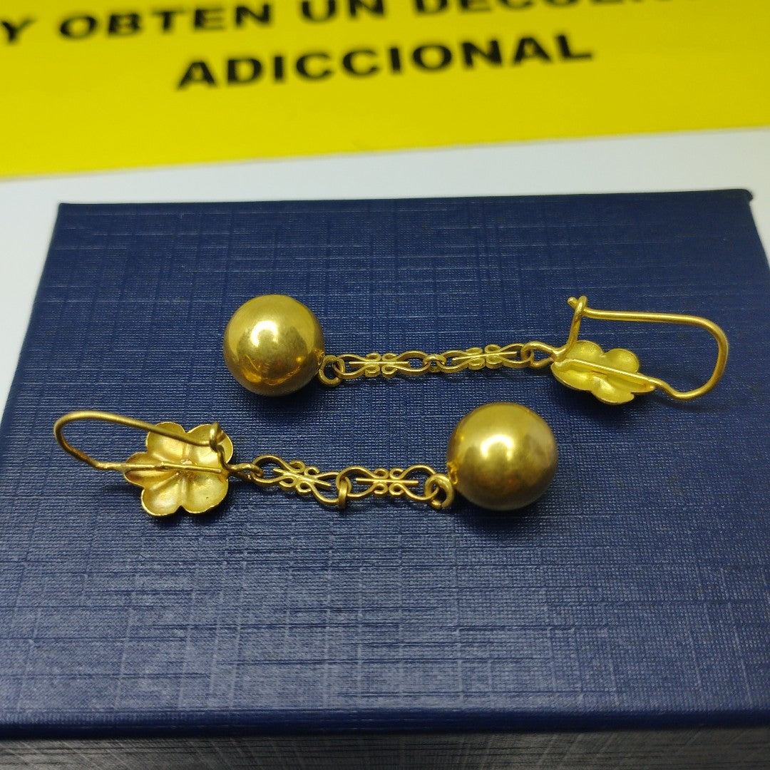 ARETES PAR ORO 18 K 3.2 GRMS (SEMINUEVO)