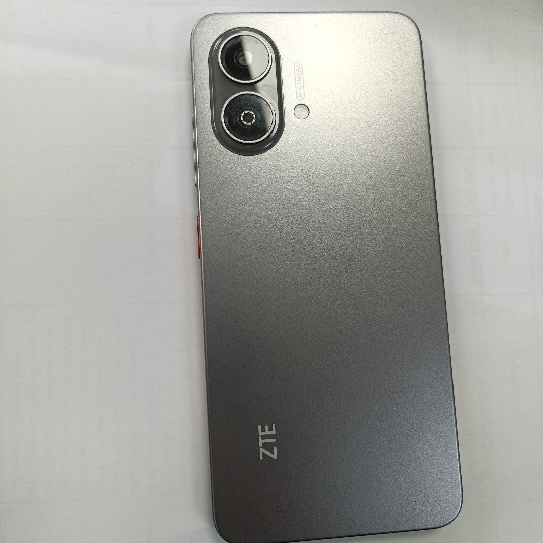 CELULAR ZTE BLADE A35E Z2466 (2024) 64 GB 2 GB RAM (SEMINUEVO)