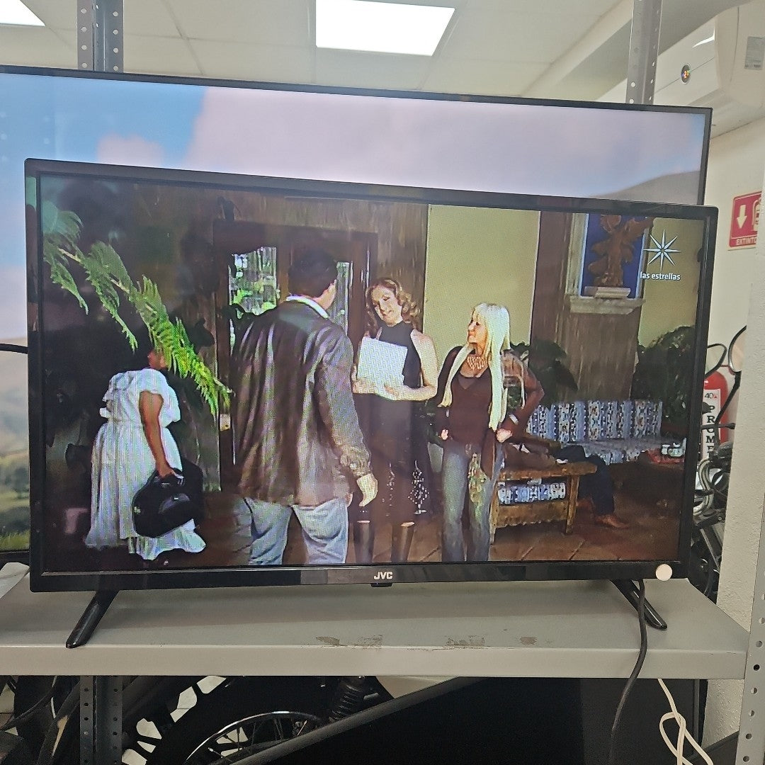 PANTALLA JVC SI32H (2020) 32" LED HD (SEMINUEVO)