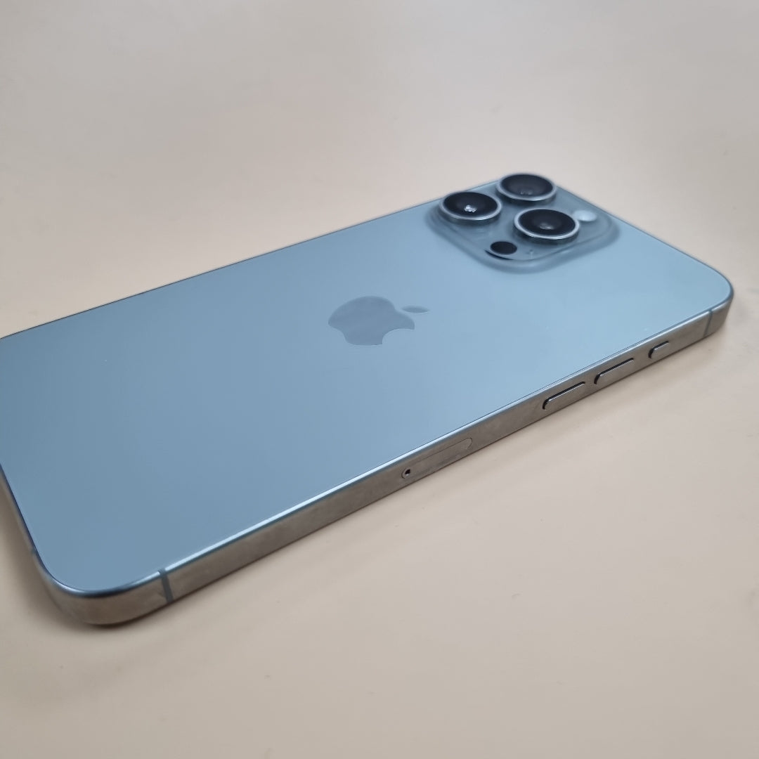 CELULAR APPLE IPHONE 15 PRO MAX A3105 (2023) 256 GB 8 GB RAM (SEMINUEVO)
