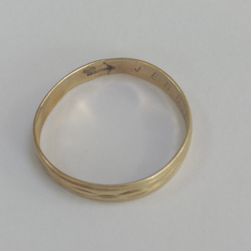 ANILLO ORO 10 K 1.7 GRMS (SEMINUEVO)