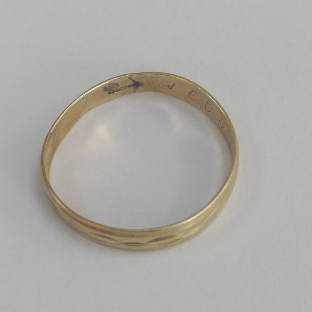 ANILLO ORO 10 K 1.7 GRMS (SEMINUEVO)