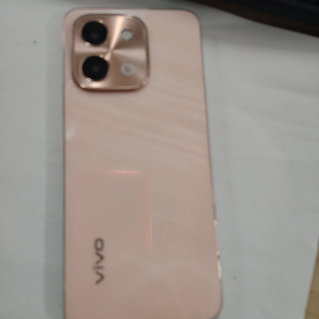 CELULAR VIVO Y28 V2352 256 GB 8 GB RAM (SEMINUEVO)