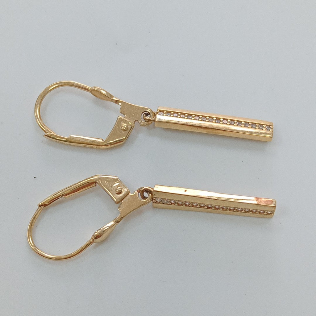 ARETES PAR ORO 14 K 2.5 GRMS (SEMINUEVO)