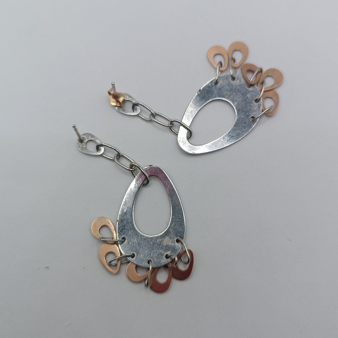 ARETES PAR ORO COMBINADO 14 K 7.4 GRMS (SEMINUEVO)