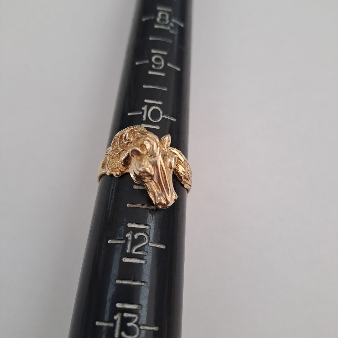 ANILLITO ORO 10 K 5.9 GRMS (SEMINUEVO)