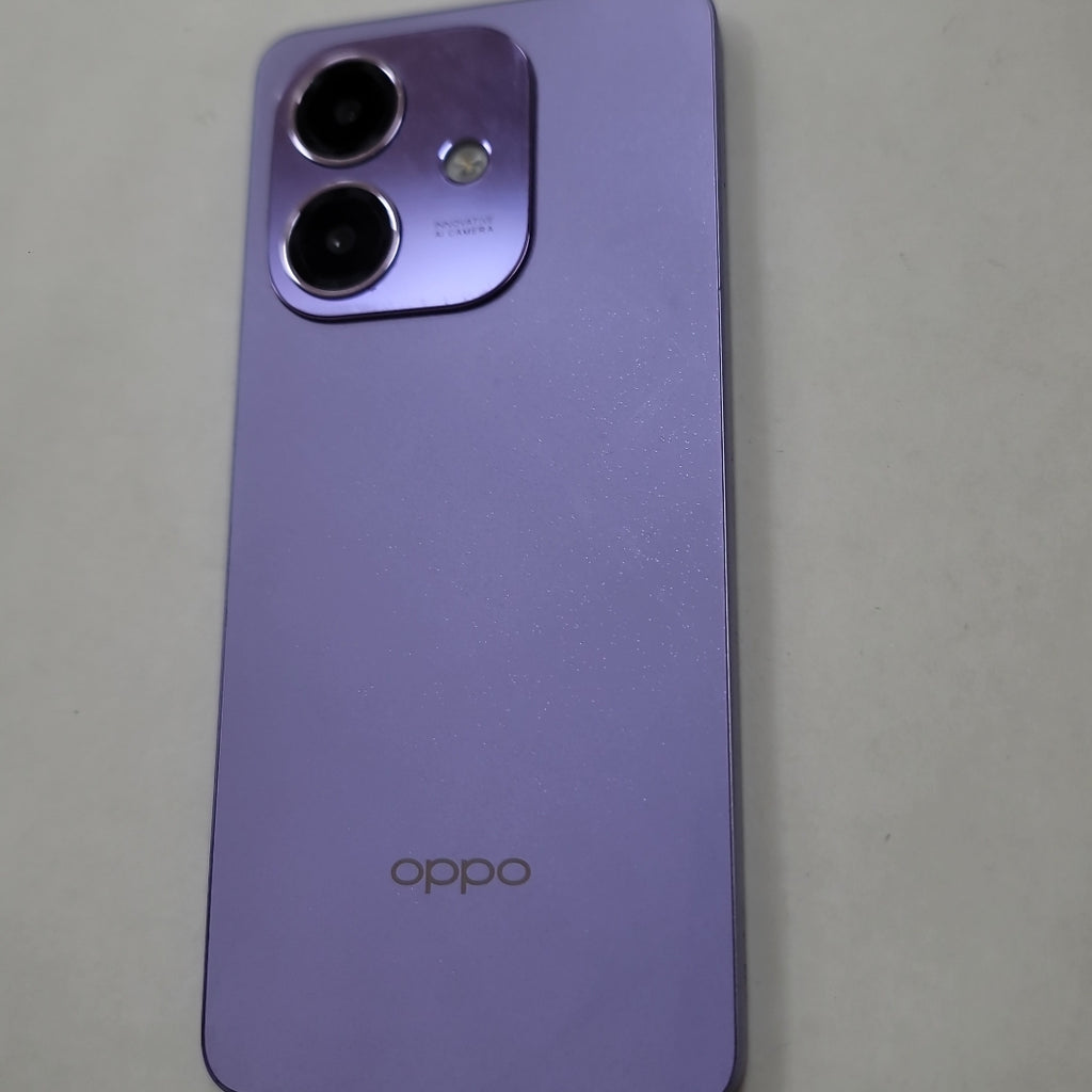 CELULAR OPPO A40 CPH2669 (2024) 256 GB 4 GB RAM (SEMINUEVO)