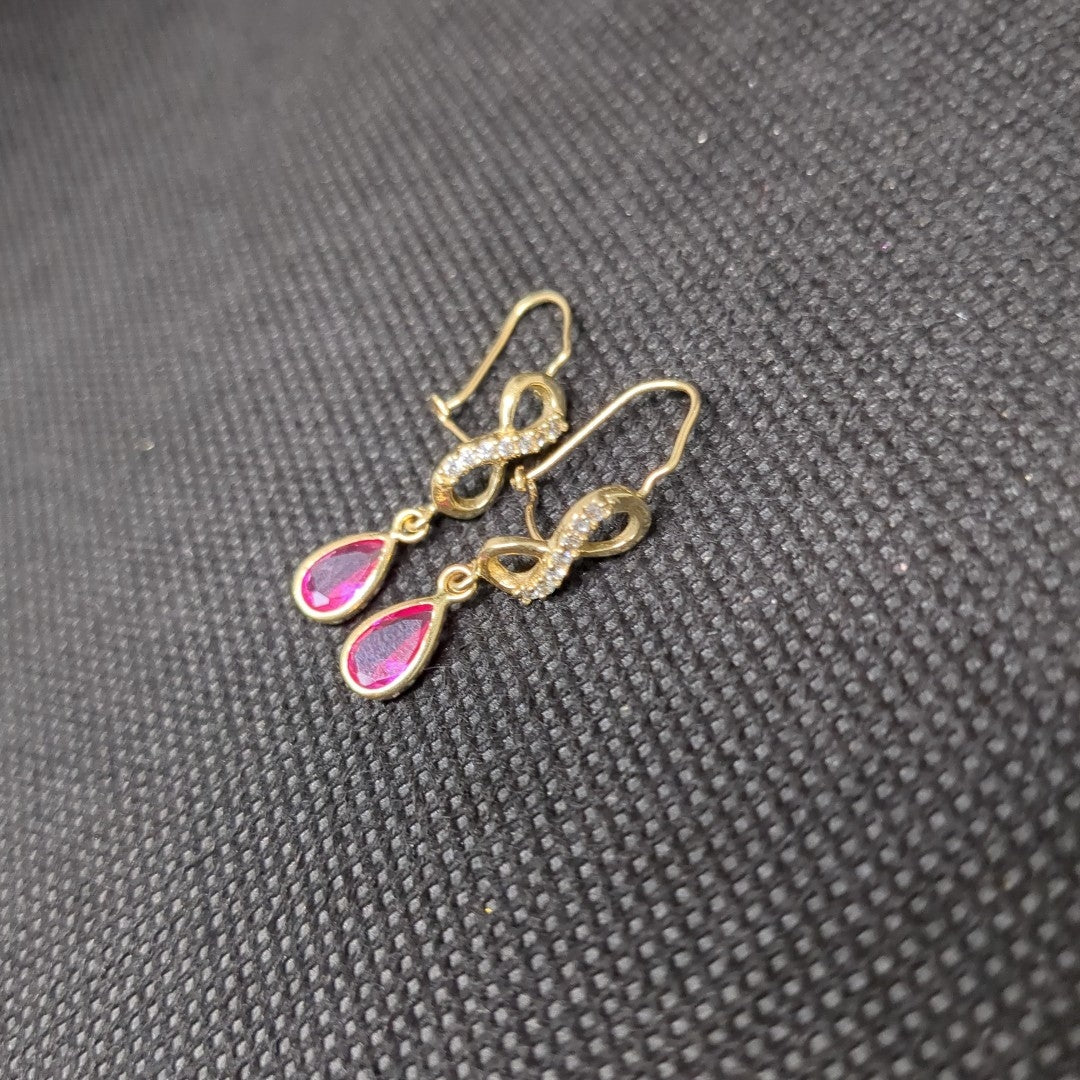 ARETES PAR ORO 10 K 1.8 GRMS (SEMINUEVO)