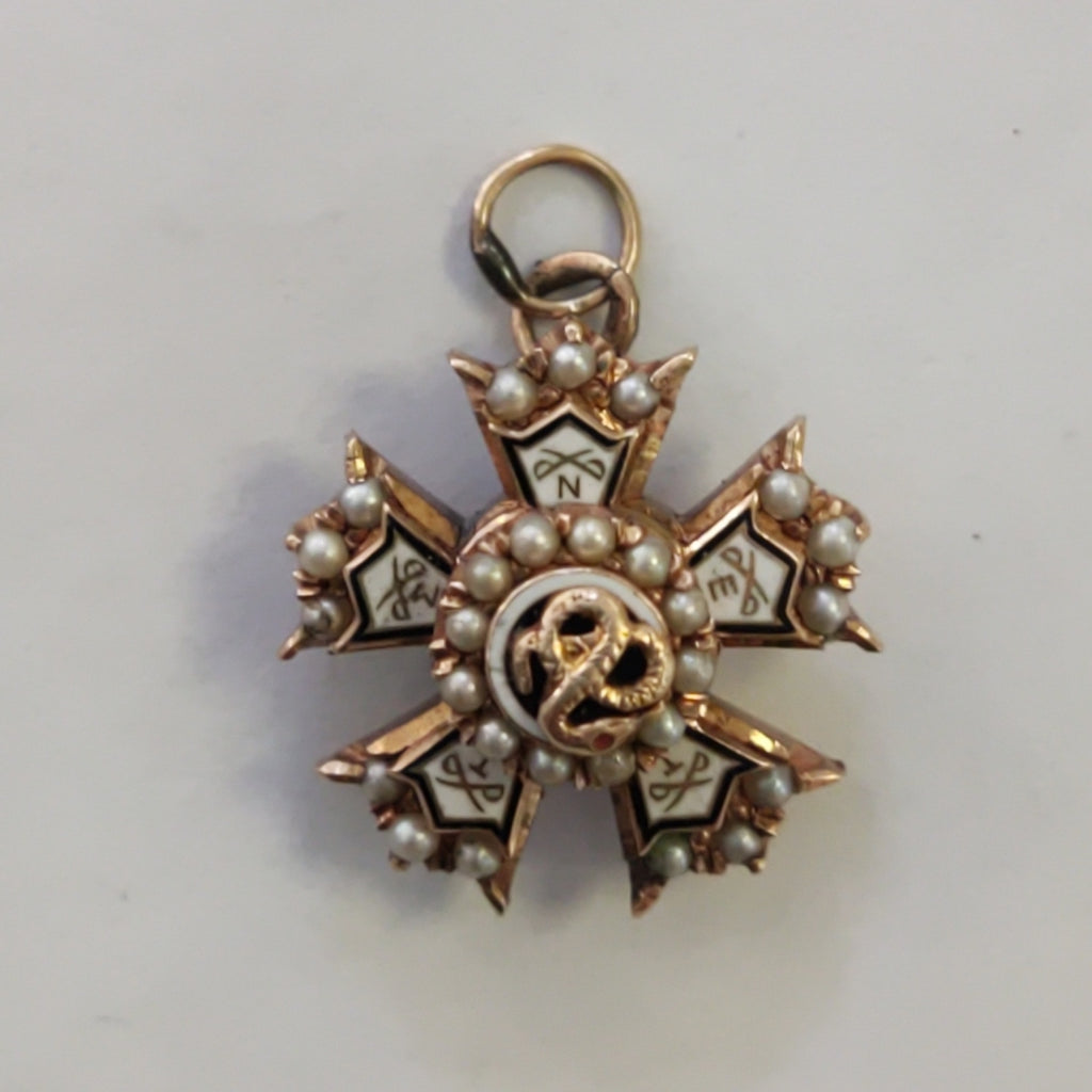DIJE ORO 14 K 5.4 GRMS (SEMINUEVO)