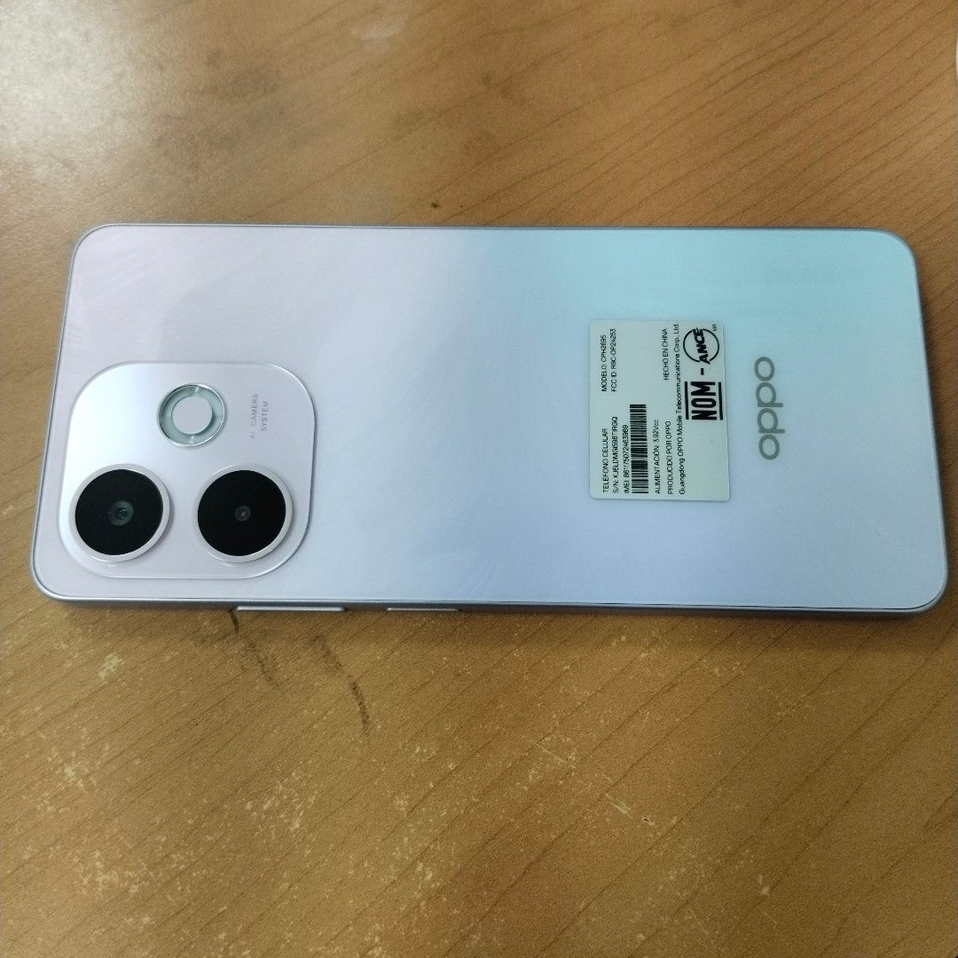CELULAR OPPO A5 PRO 5G CPH2695 (2025) 256 GB 8 GB RAM (SEMINUEVO)