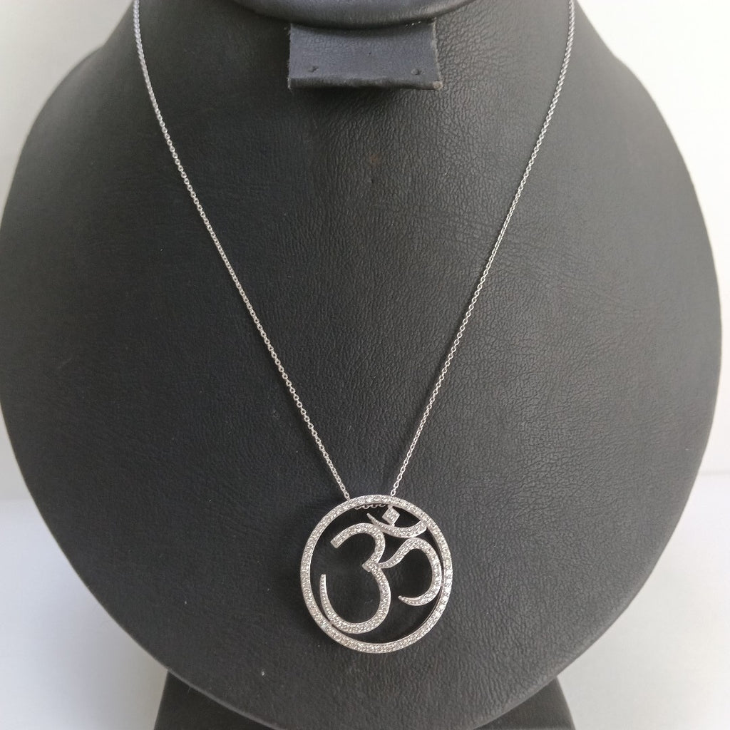 CADENA, DIJE ORO BLANCO 14 K 4.4 GRMS (SEMINUEVO)