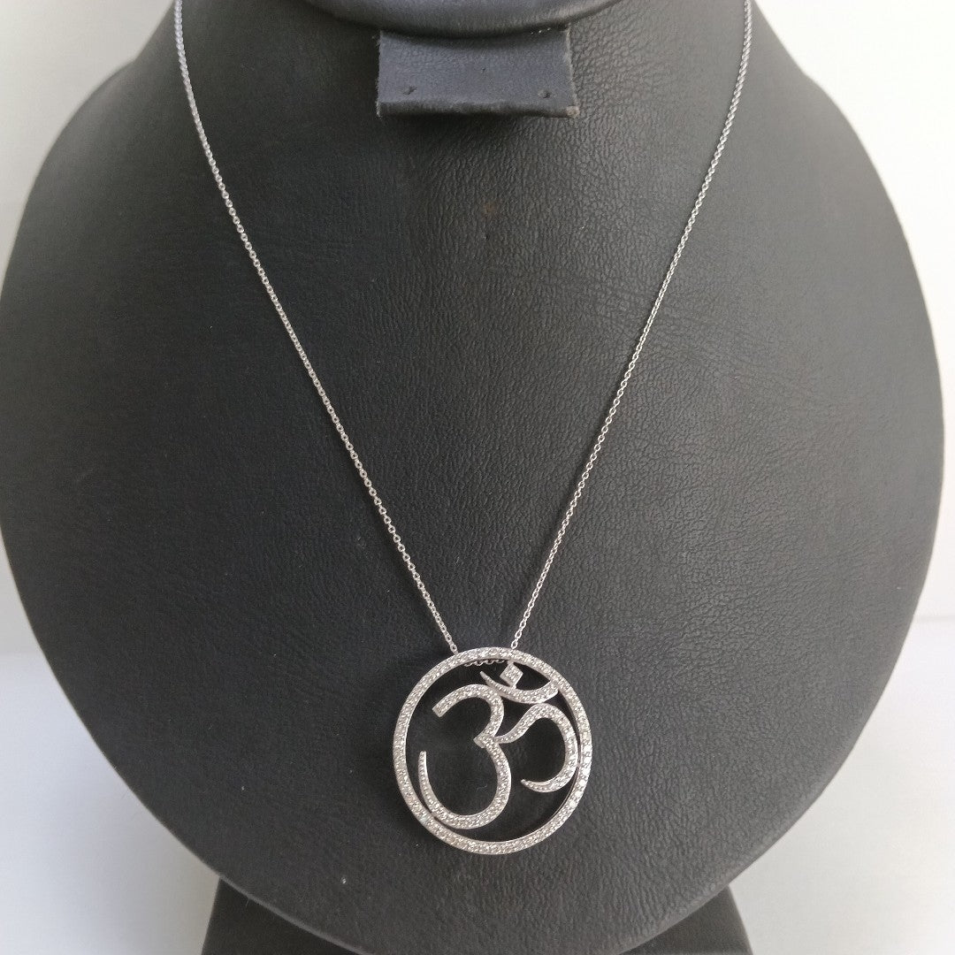 CADENA, DIJE ORO BLANCO 14 K 4.4 GRMS (SEMINUEVO)