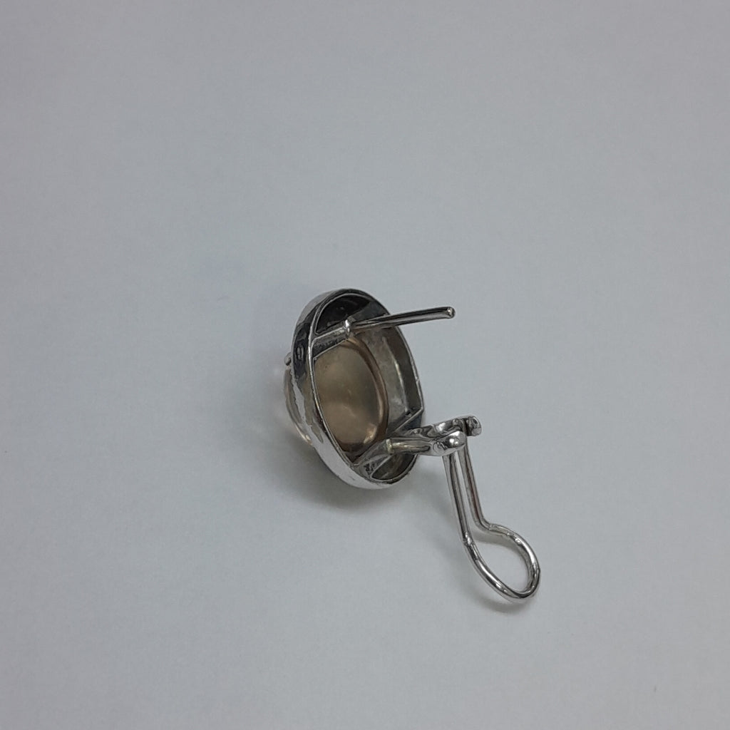 ARRACADAS PAR ORO BLANCO 18 K 9 GRMS (SEMINUEVO)