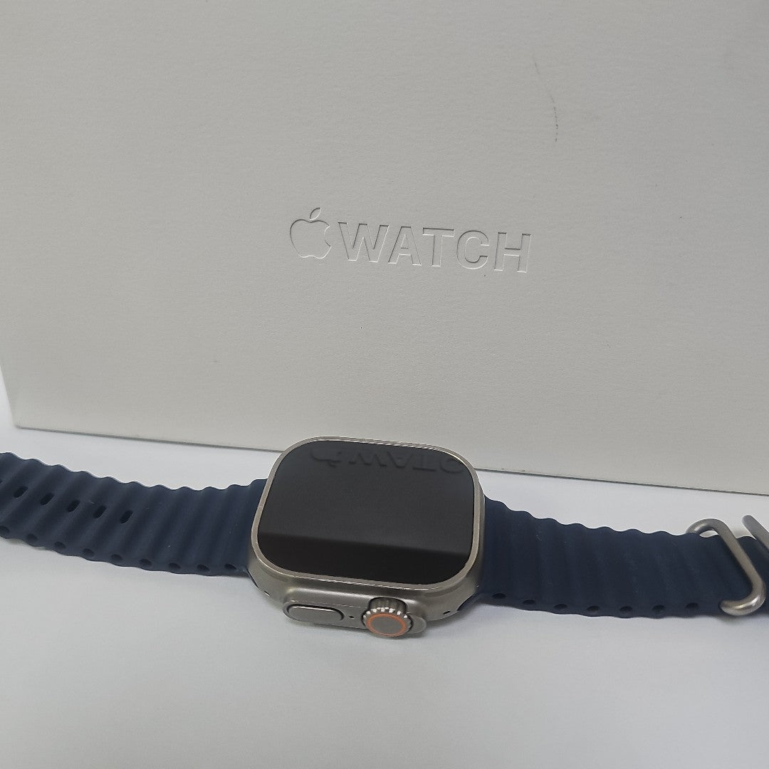 SMARTWATCH APPLE ULTRA 2 TITANIO A2986 49 MM GPS + CELULAR (SEMINUEVO)