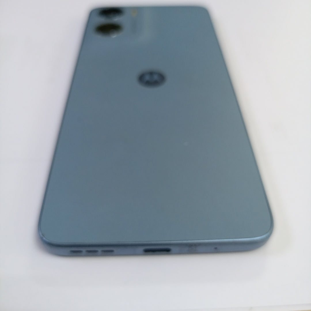 CELULAR MOTOROLA MOTO G05 XT2523-2 (2025) 64 GB 4 GB RAM (SEMINUEVO)
