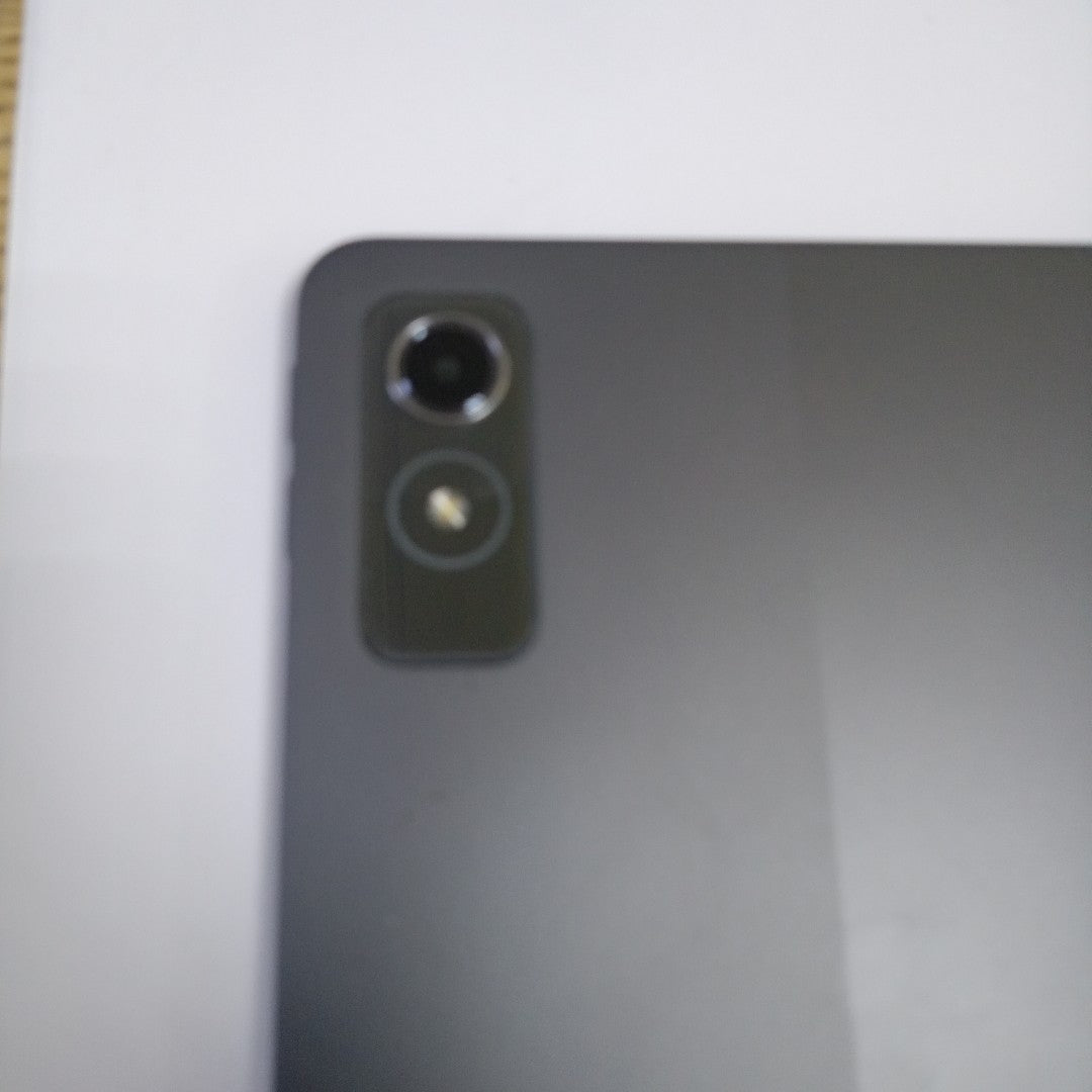 TABLETA LENOVO TAB P12 TB370FU (2023) 256 GB 8 GB RAM (SEMINUEVO)