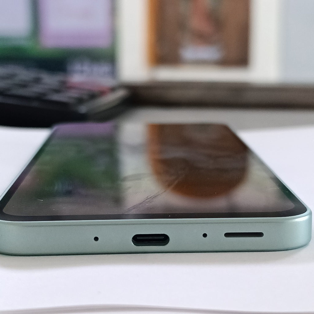 CELULAR SAMSUNG GALAXY A26 5G SM-A266M (2025) 128 GB 6 GB RAM (SEMINUEVO)