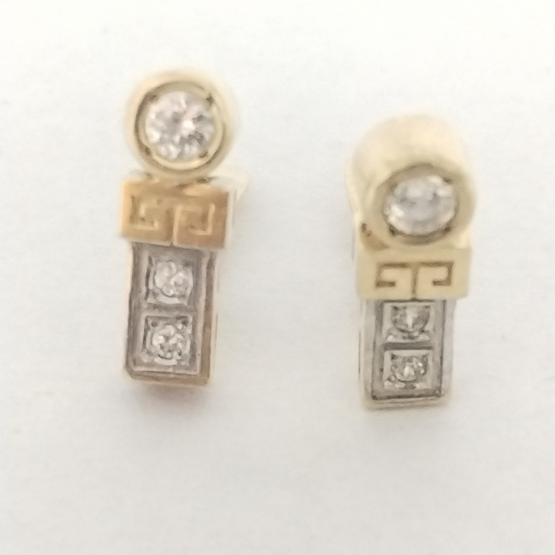 ARETES PAR ORO 14 K 4.7 GRMS (SEMINUEVO)