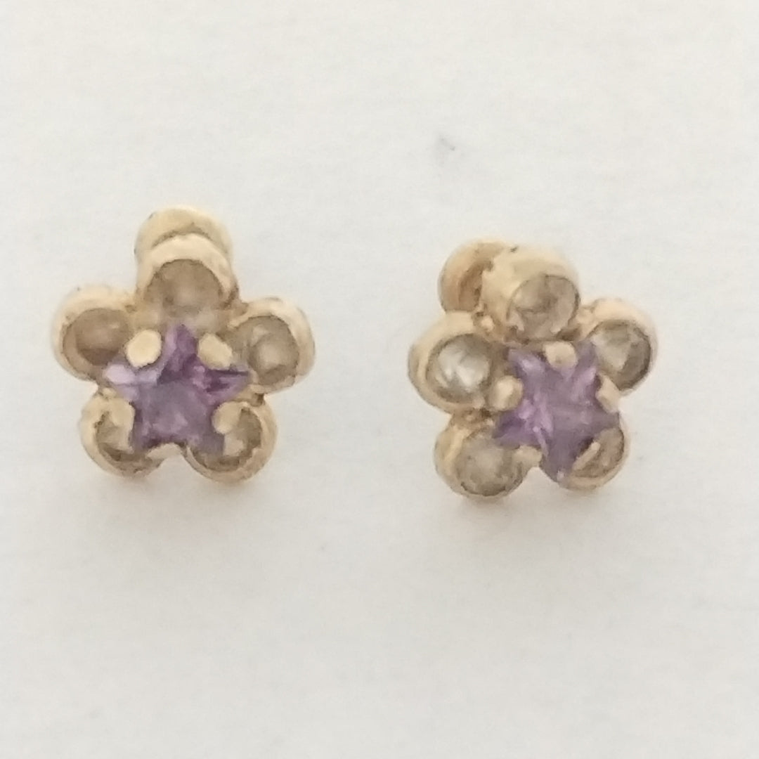 ARETES PAR ORO 14 K 0.9 GRMS (SEMINUEVO)