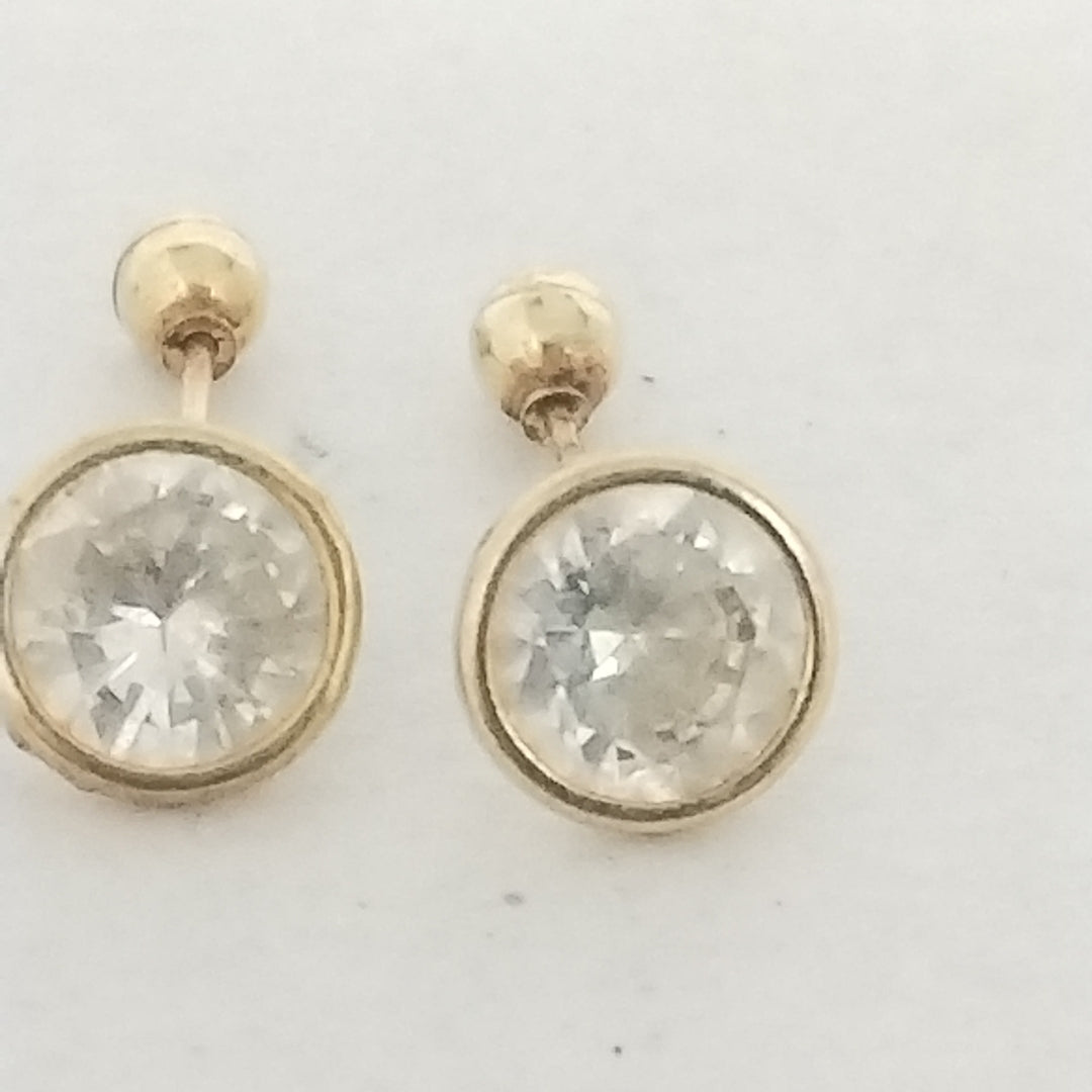 ARETES PAR ORO 14 K 0.8 GRMS (SEMINUEVO)