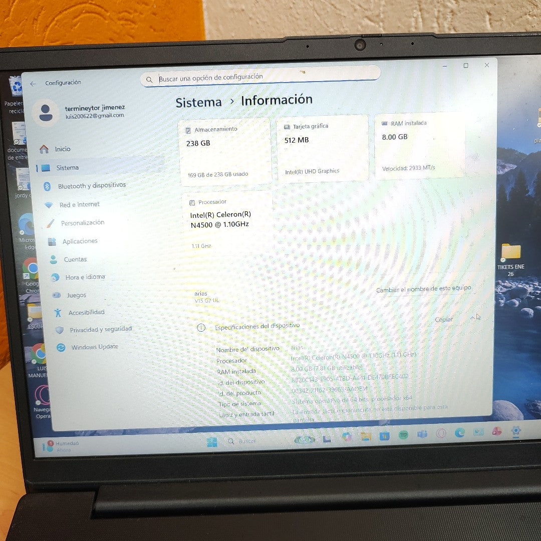 LAPTOP LENOVO V15 G2 IJL (2023) 256 GB SSD 4 GB RAM (SEMINUEVO)