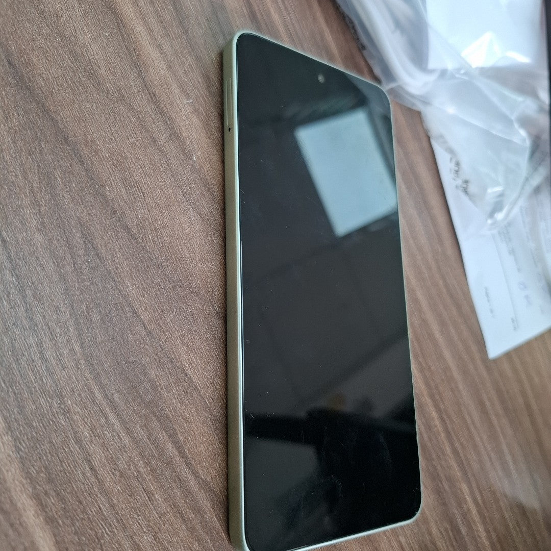 CELULAR OPPO A5 PRO CPH2711 (2025) 256 GB 8 GB RAM (SEMINUEVO)