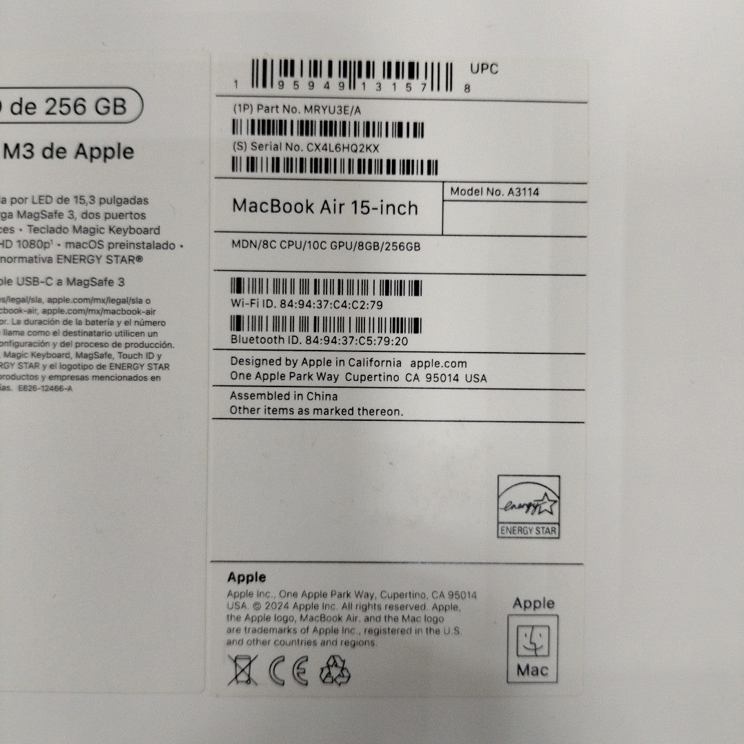 LAPTOP APPLE MACBOOK PRO 15" 2024 A3114 (8 CPU/10 GPU) 256 GB SSD 8 GB RAM (SEMINUEVO)