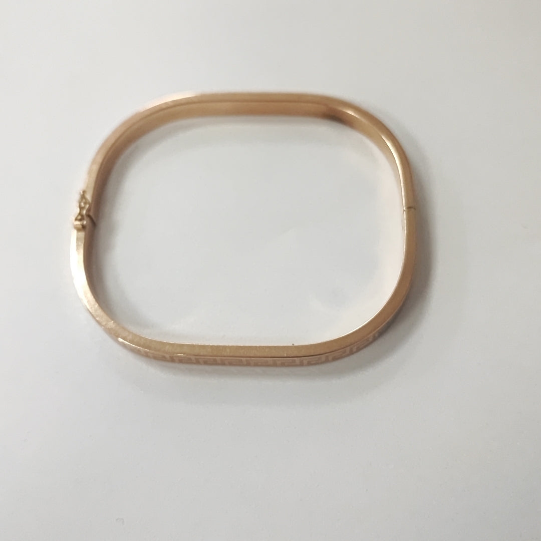 PULSERA RIGIDA ORO 10 K 7.6 GRMS (SEMINUEVO)