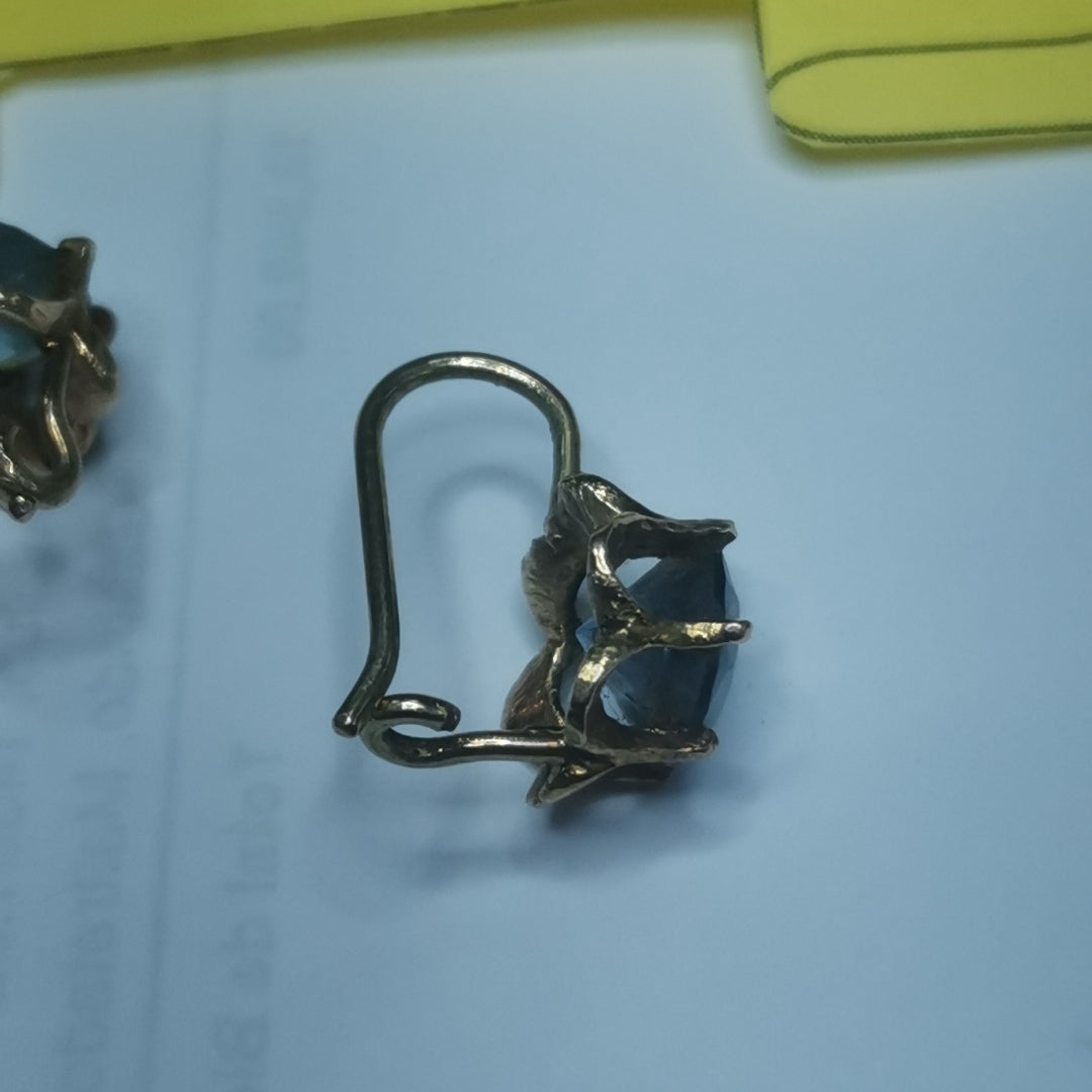 ARETES PAR ORO 10 K 3.5 GRMS (SEMINUEVO)