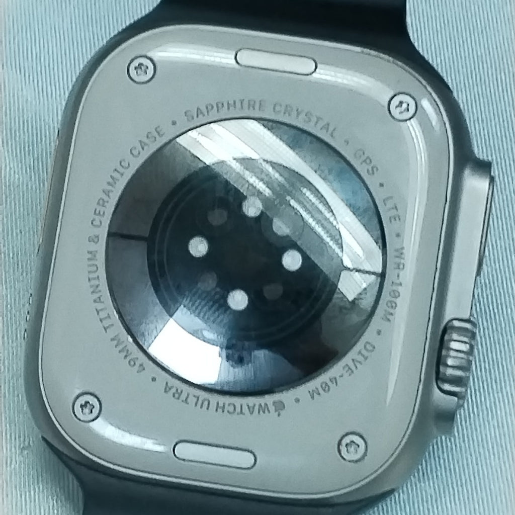 SMARTWATCH APPLE ULTRA TITANIO A2622 49 MM GPS + CELULAR (SEMINUEVO)