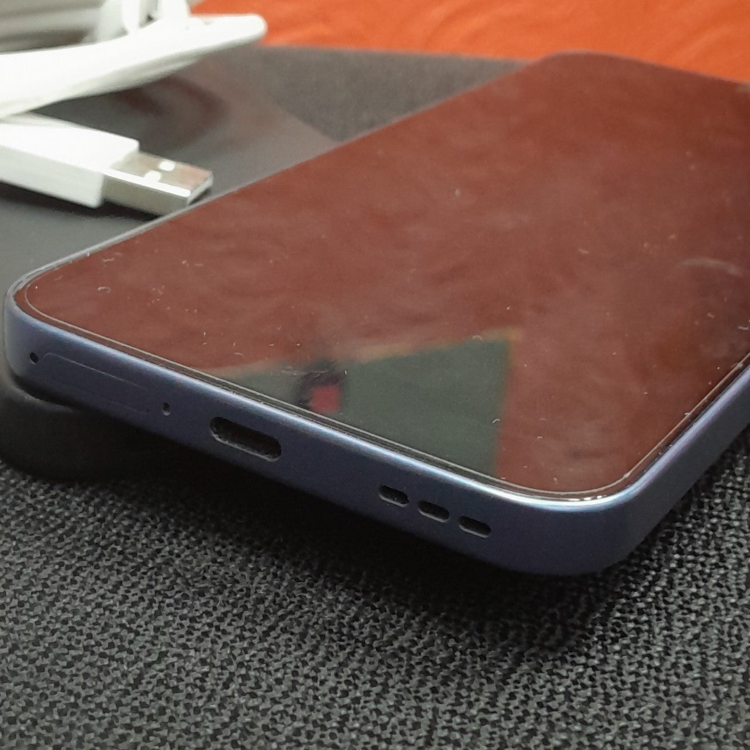 CELULAR OPPO A6 PRO CPH2781 (2025) 256 GB 8 GB RAM (SEMINUEVO)