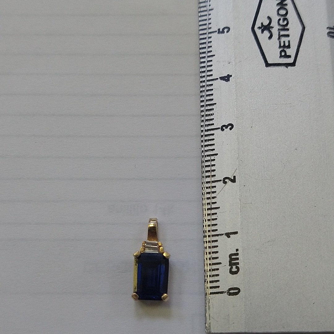 DIJE ORO 10 K 0,90 GRMS (SEMINUEVO)