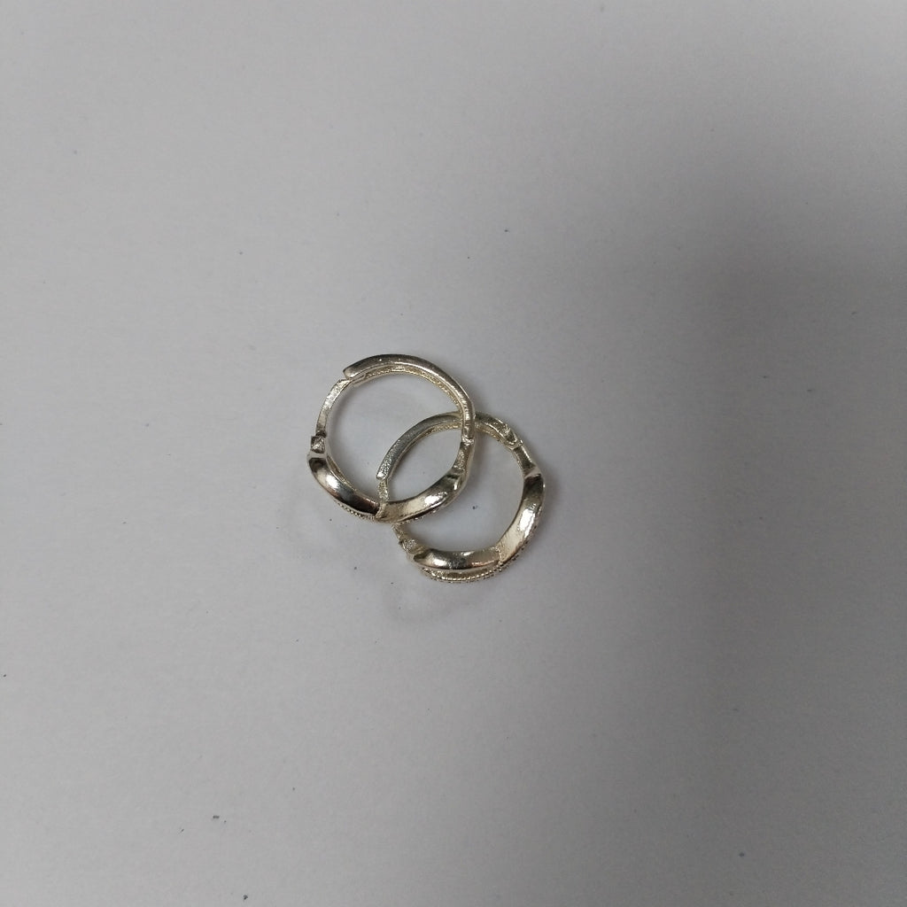 HUGGIES INFINITO CIRCONIAS PLATA .925 2.4 GR (NUEVO)