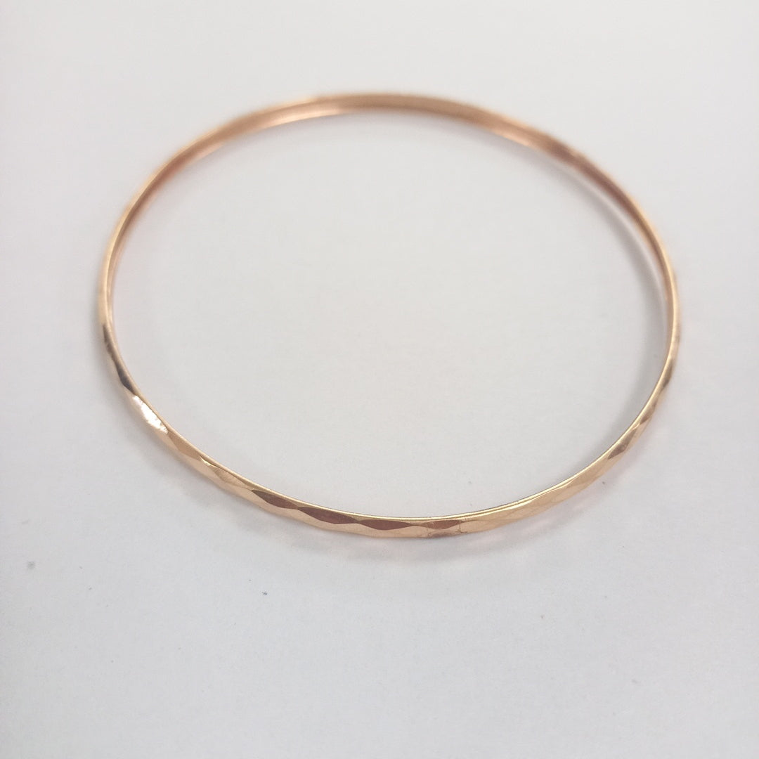 PULSERA RIGIDA ORO 10 K 3.7 GRMS (SEMINUEVO)
