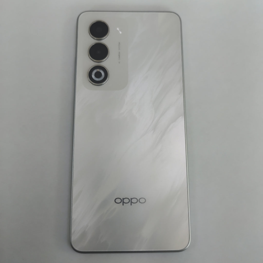CELULAR OPPO A5 CPH2727 (2025) 256 GB 4 GB RAM (SEMINUEVO)