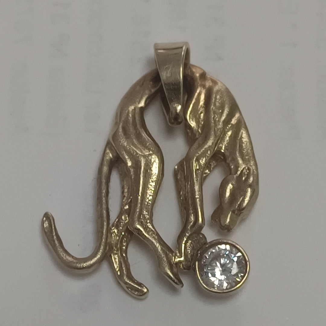 DIJE ORO 14 K 5.2 GRMS (SEMINUEVO)
