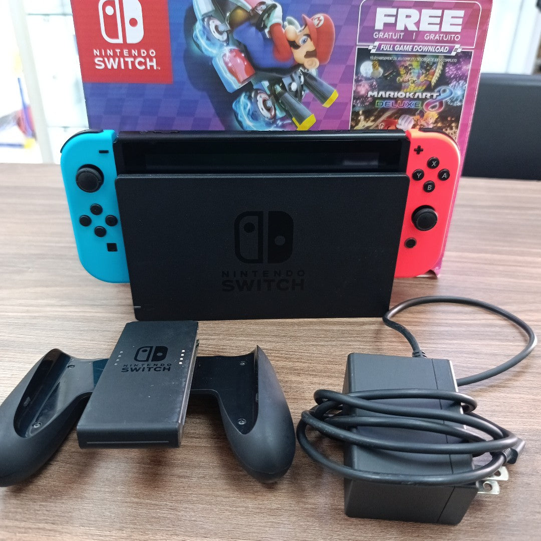 CONSOLA DE VIDEOJUEGO NINTENDO SWITCH 32 GB (SEMINUEVO)