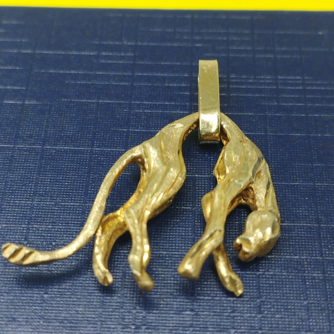 DIJE ORO 14 K 5.6 GRMS (SEMINUEVO)