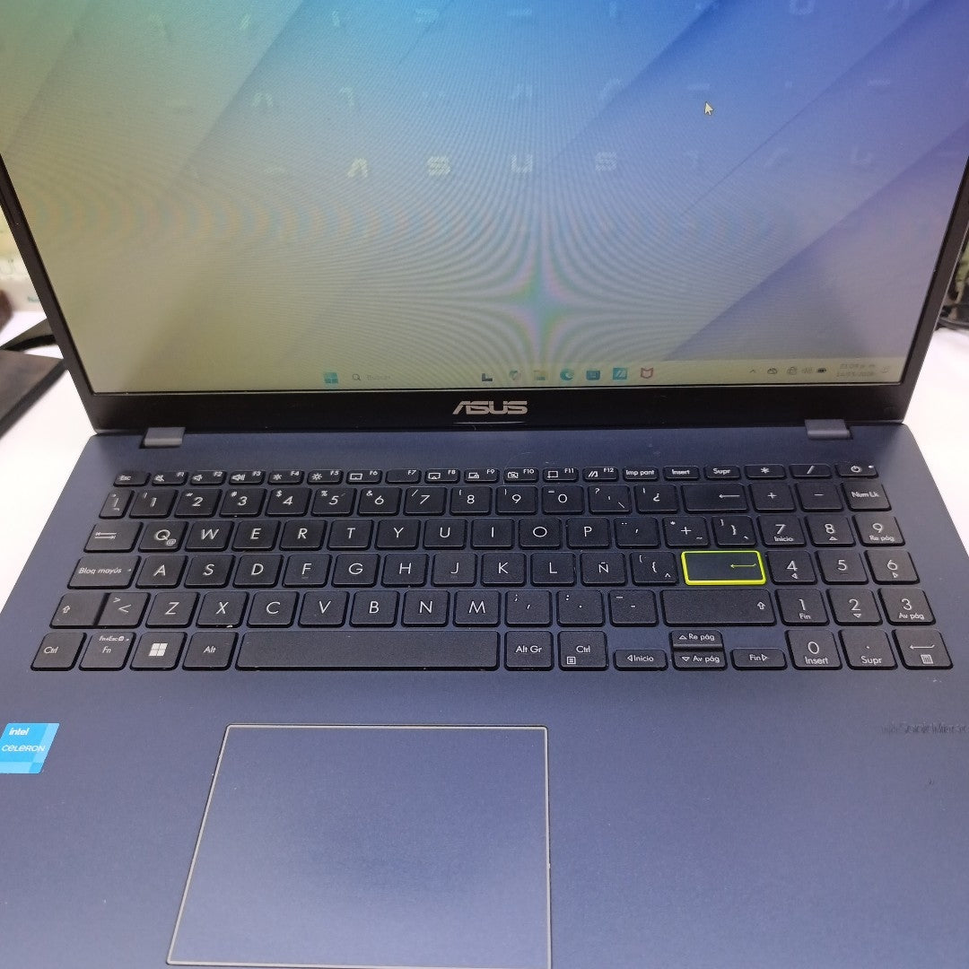 LAPTOP ASUS VIVOBOOK E510KA-BR760W (2024) 128 GB SSD 4 GB RAM