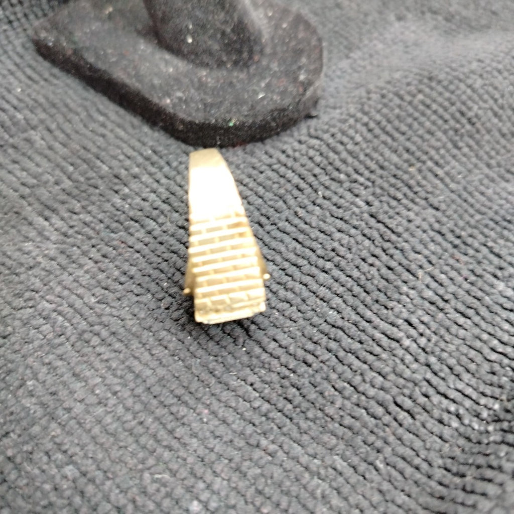 ANILLO ORO 10 K 5.5 GRMS (SEMINUEVO)