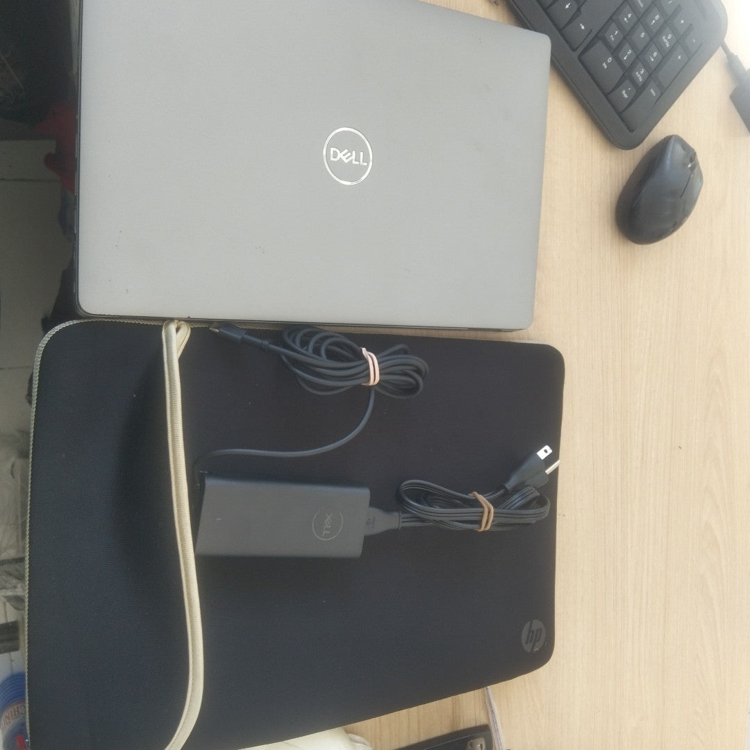 LAPTOP DELL LATITUDE 5430 (2023) 512 GB SSD 24 GB RAM (SEMINUEVO)